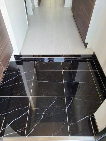 玄関　明るい玄関です