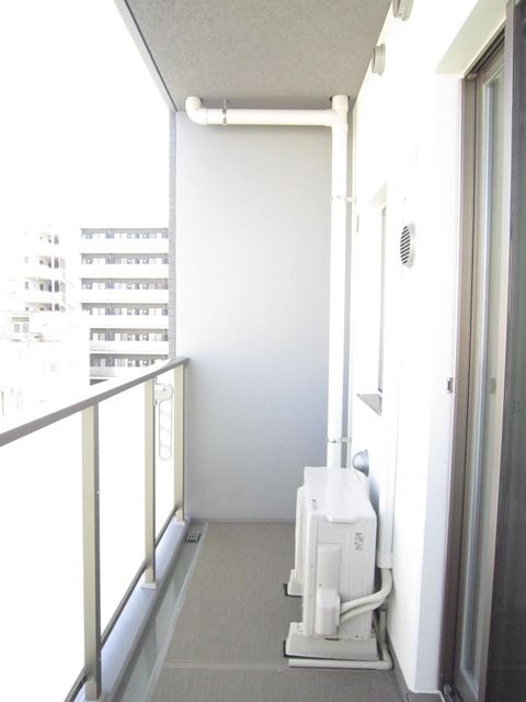 その他設備　広めのバルコニー