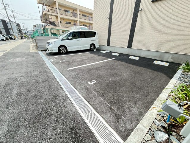 駐車場　詳細は、RISUMO江坂本店までお問合せください♪