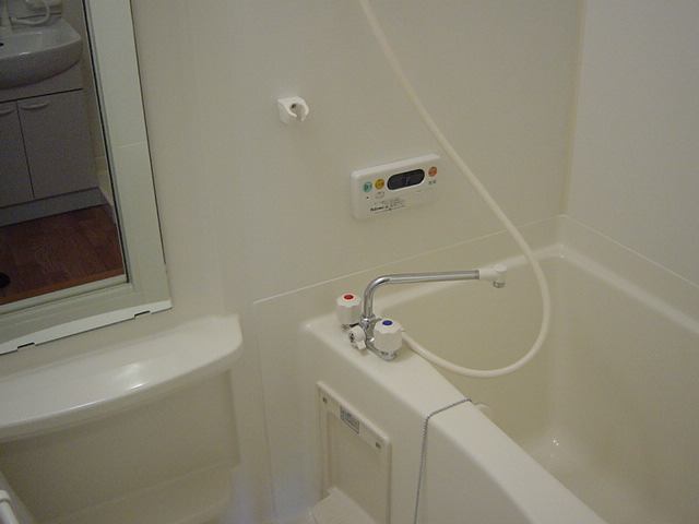 バス・シャワールーム　バス