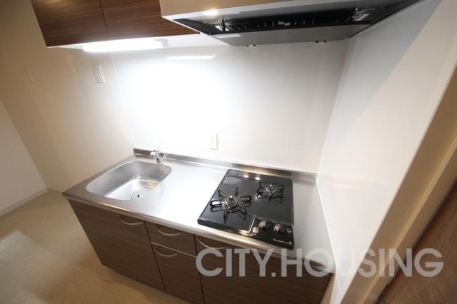 キッチン　※同タイプ部屋の写真です。