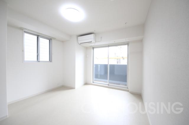 居室・リビング　※同タイプ部屋の写真です。