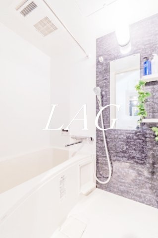 バス・シャワールーム　お風呂です。（モデルルームです。）