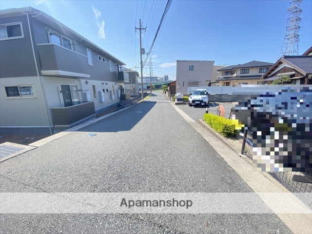 その他　前面道路（その他）まで0m