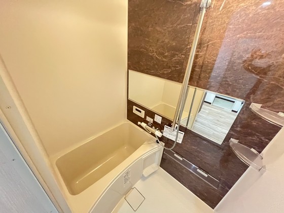 バス・シャワールーム　※別部屋の写真です