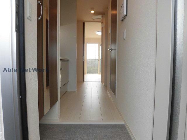 玄関　※同型別物件参考写真