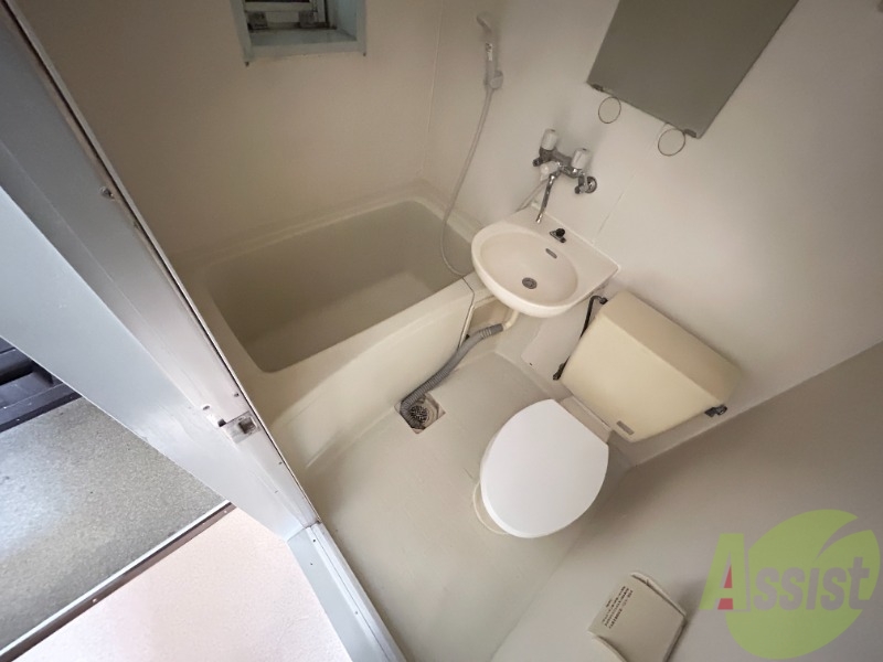 バス・シャワールーム