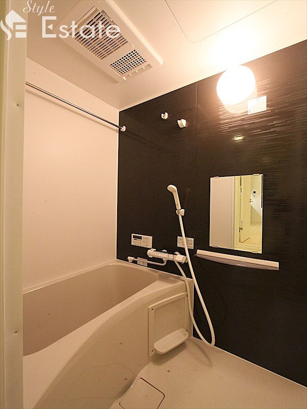 バス・シャワールーム　浴室