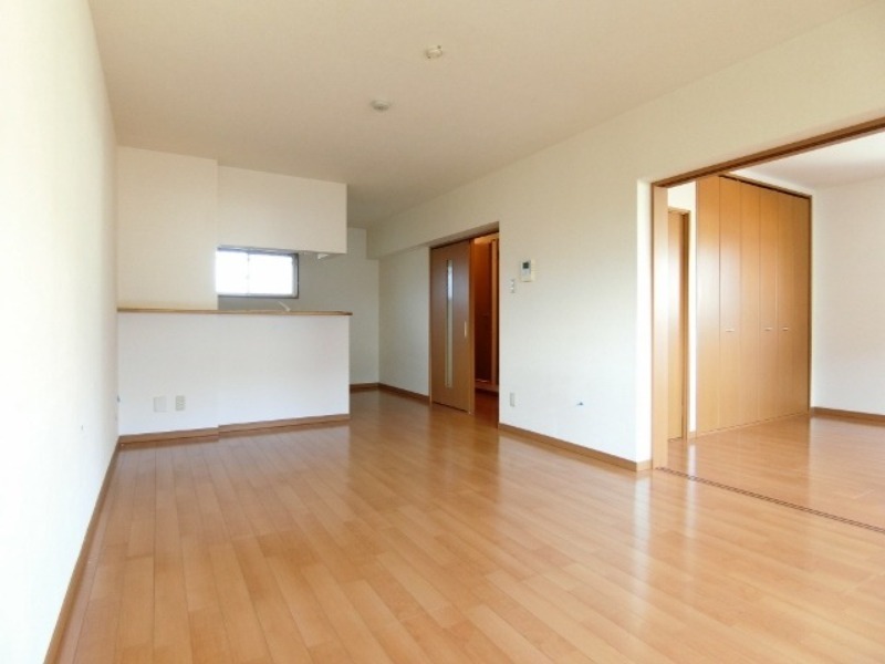 居室・リビング　図面と現状に相違がある場合には現状を優先