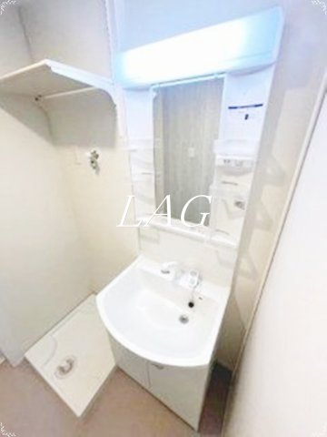 洗面設備　独立洗面台です。