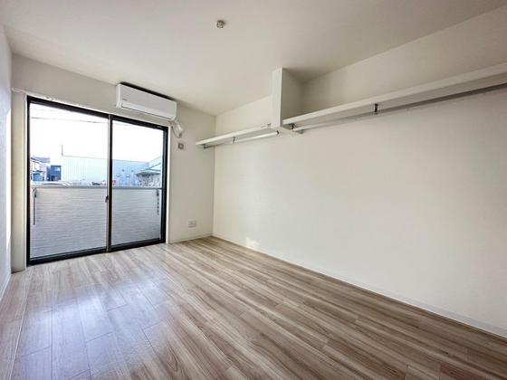 居室・リビング　※同じ間取りの１階の写真です。