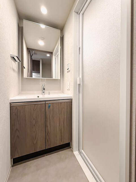 洗面設備　※写真は同タイプ住戸です。