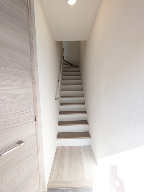 玄関　玄関・階段