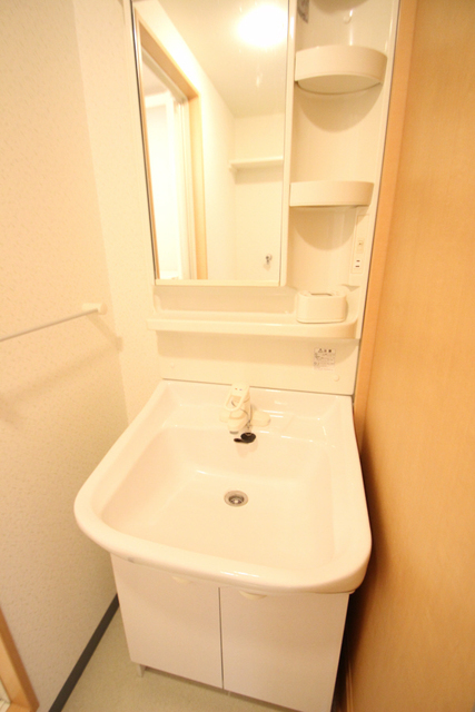 洗面設備　※別室の参考写真の為、現況優先です。