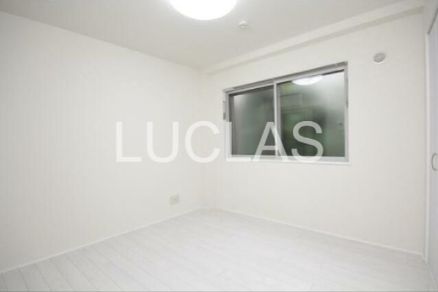 居室・リビング　白基調のくつろぎ空間♪