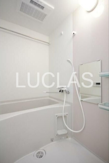 バス・シャワールーム　清潔感のある浴室で日々の疲れを癒します♪