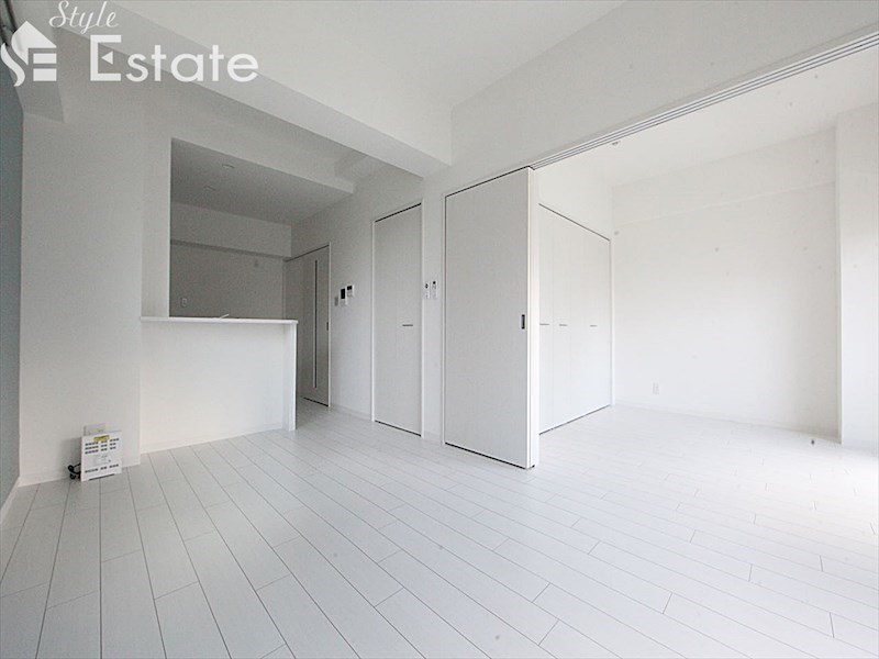 居室・リビング　内装