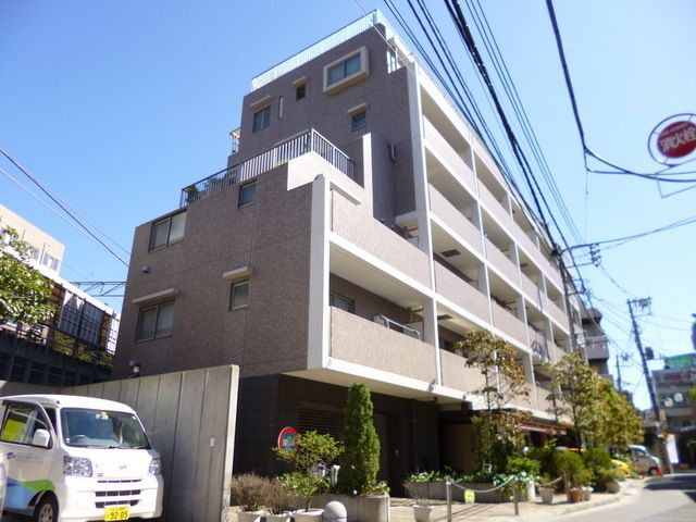 建物外観　★駅前で便利な環境★グレード感のあるマンションです★