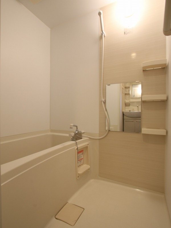 バス・シャワールーム　※別号室イメージの為、現状を優先致します