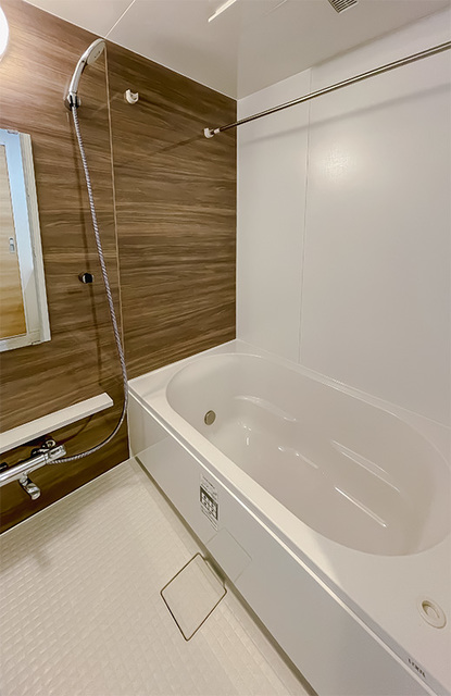 バス・シャワールーム　※写真は同タイプ住戸です。