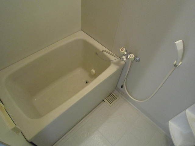 バス・シャワールーム　追い焚き付