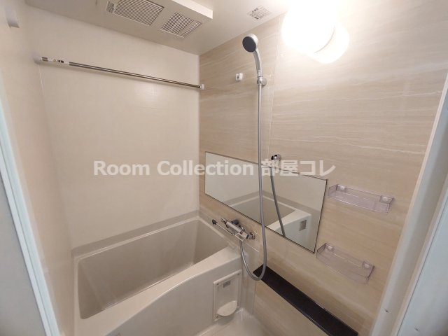 バス・シャワールーム　※同物件他部屋写真 反転、色違いの場合有 現況優先