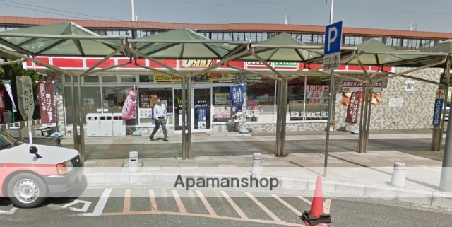 コンビニ　セブンイレブンハートインＪＲ新倉敷駅店（コンビニ）まで262m