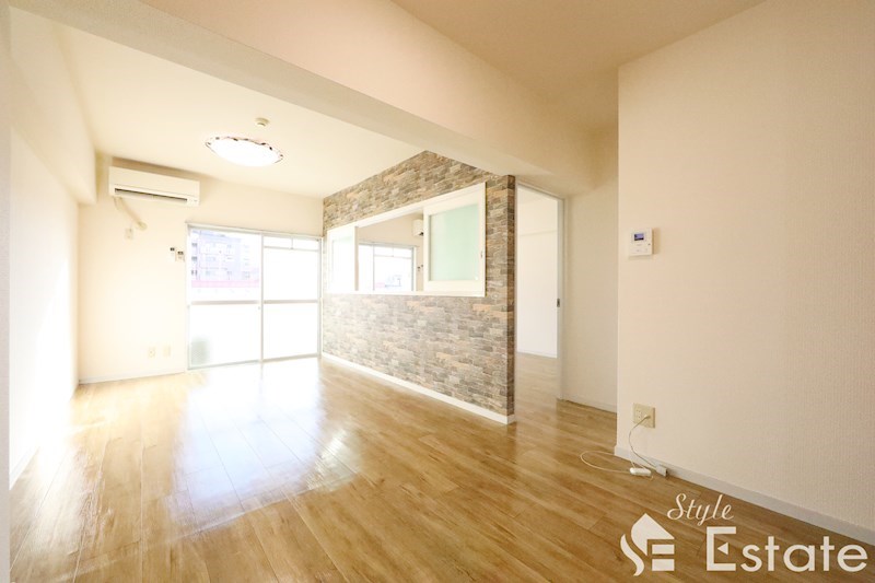 居室・リビング　リビング