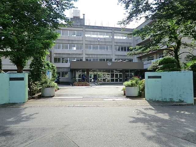 中学校　西原中学校（中学校）まで439m