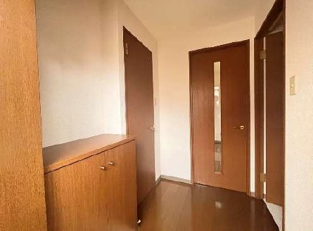 玄関　収納豊富なシューズボックスです♪