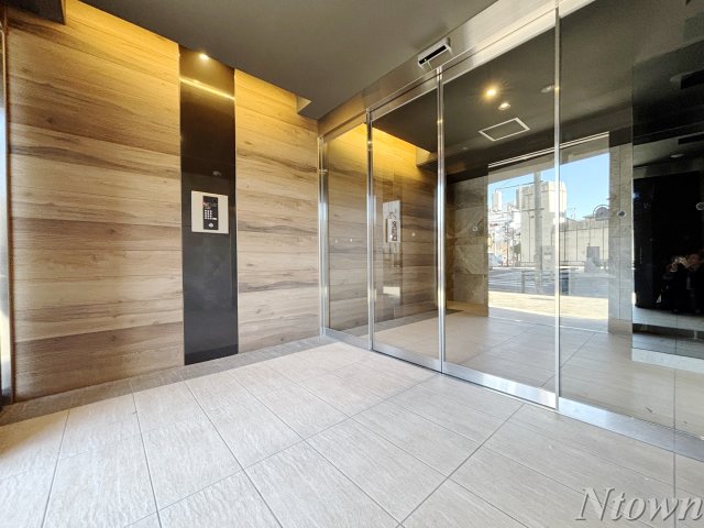 エントランス　毎日通るエントランスはこのようになっています