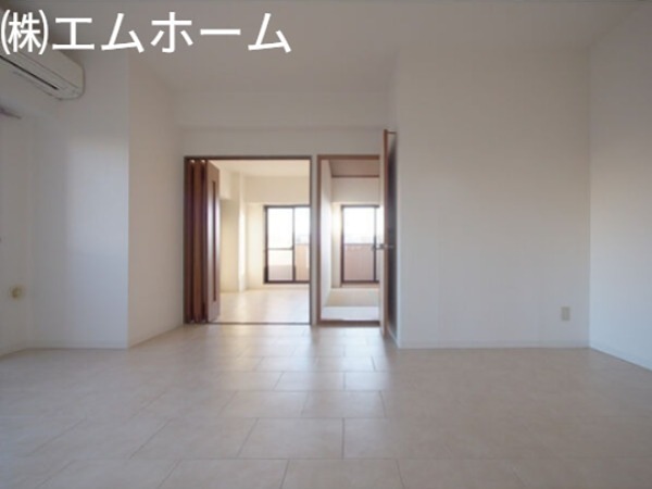 その他設備　LDK12.5帖　エアコン完備