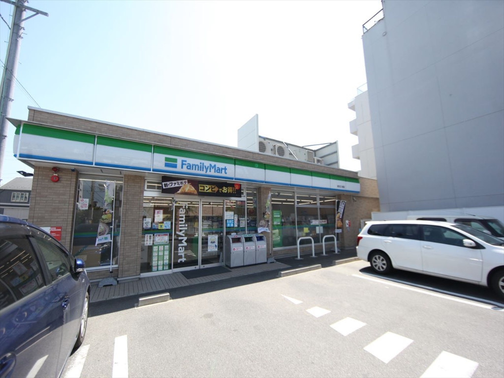 コンビニ　ファミリーマート 昭和石川橋店（コンビニ）（コンビニ）まで140m