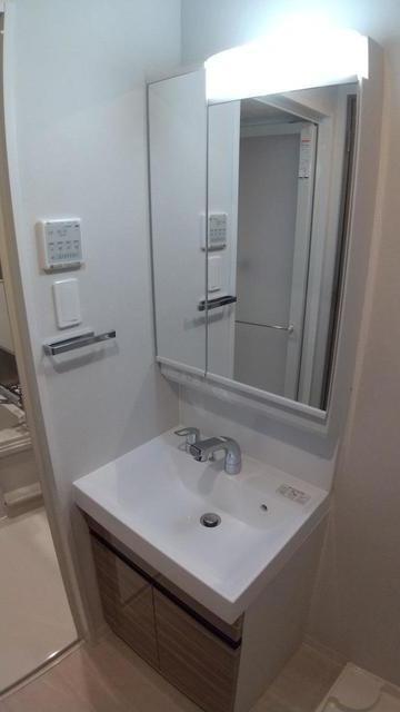 洗面設備　同仕様参考