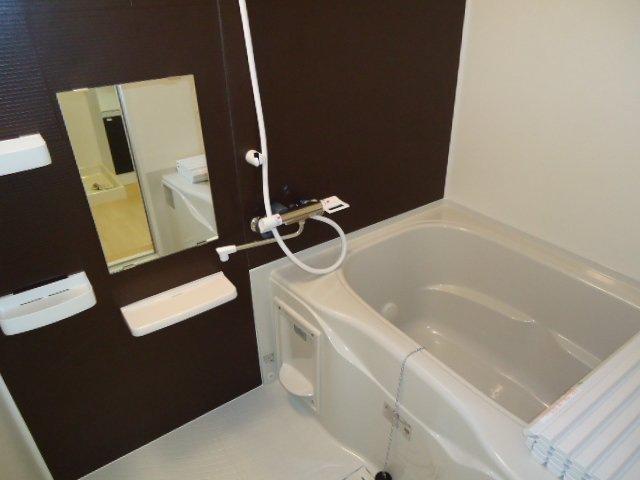バス・シャワールーム　バスルーム