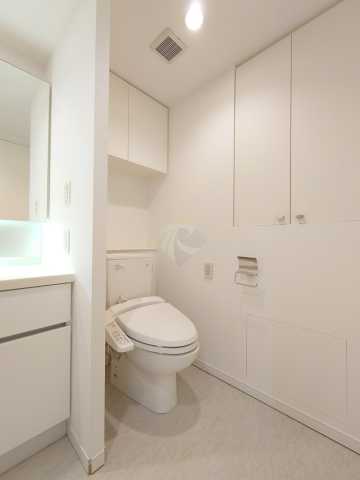 トイレ　アビティ目黒