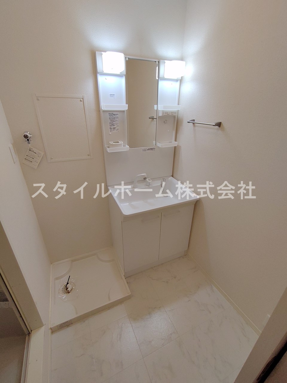 洗面設備　別部屋写真です。