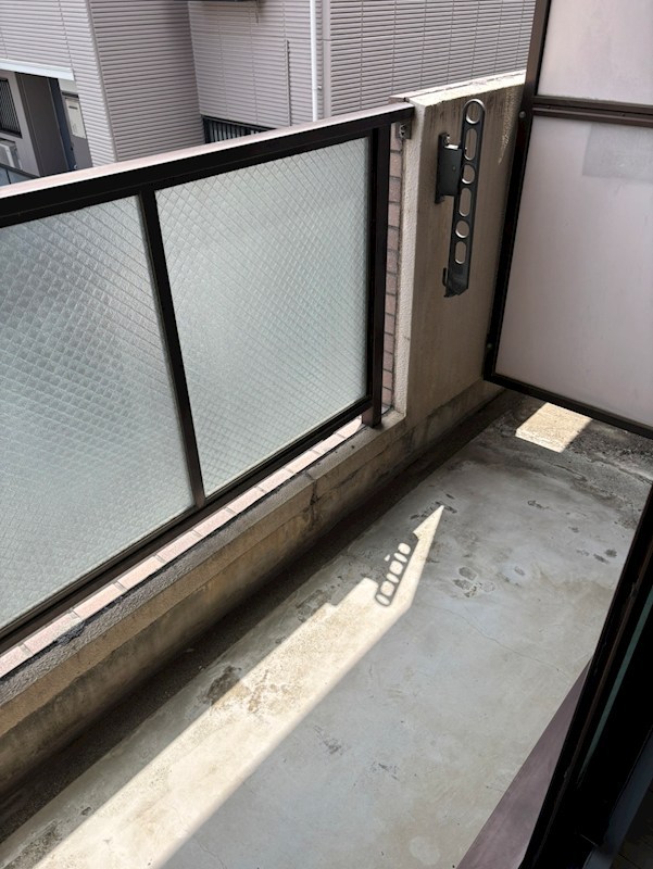 バルコニー　※写真は別部屋となります。