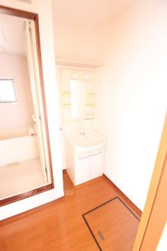 洗面設備　洗髪洗面化粧台