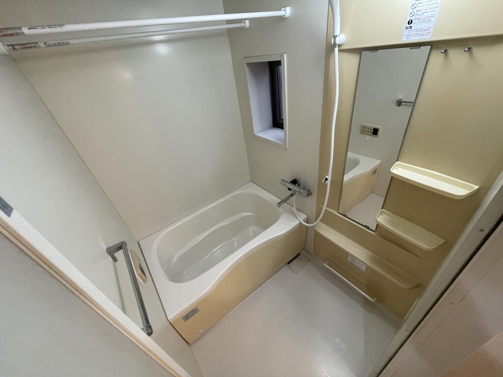 バス・シャワールーム　※写真準備中のため、前回募集時または別室の写真（パノラマ含む