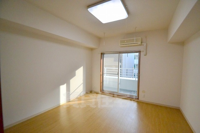 その他部屋・スペース　居間