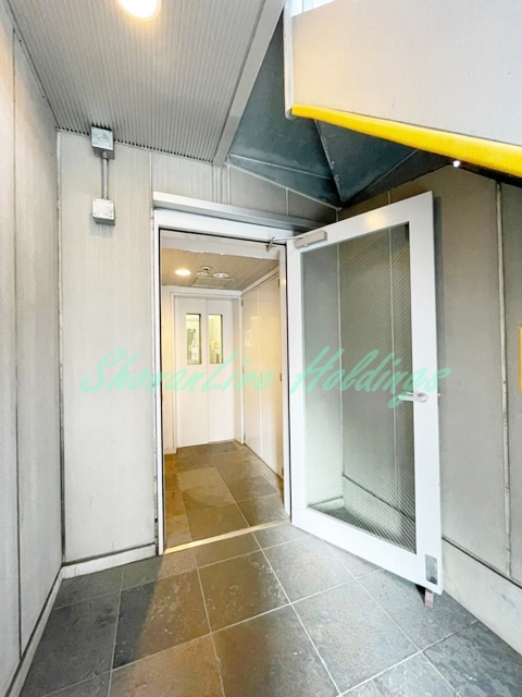 エントランス　清潔感のあるエントランスです♪