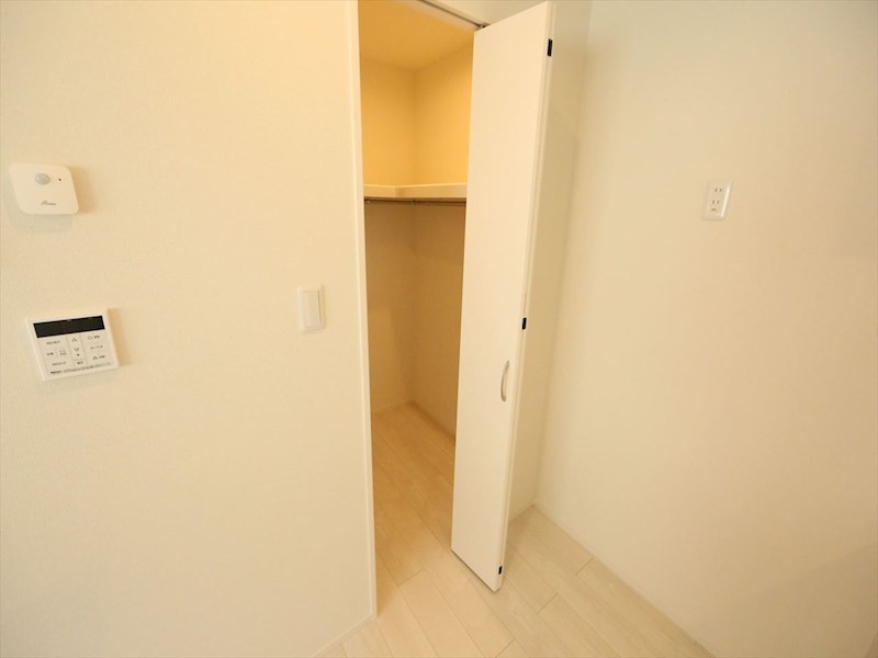 収納　ウォークインクローゼット付　同仕様写真