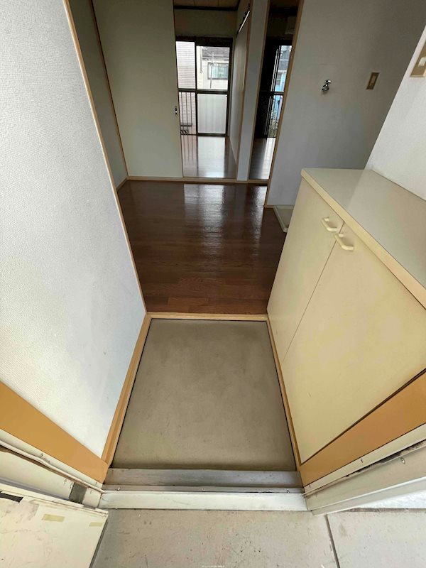 玄関　参考画像