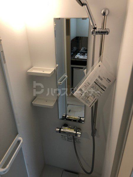 バス・シャワールーム　シャワールーム