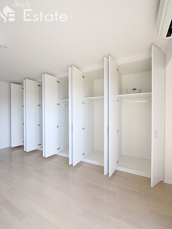 収納　クローゼット