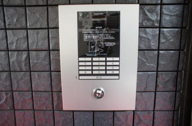 セキュリティ　☆安心のオートロック付き☆