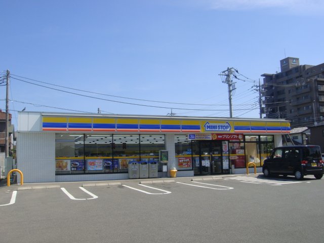 その他　ミニストップ新前橋南店（その他）まで499m
