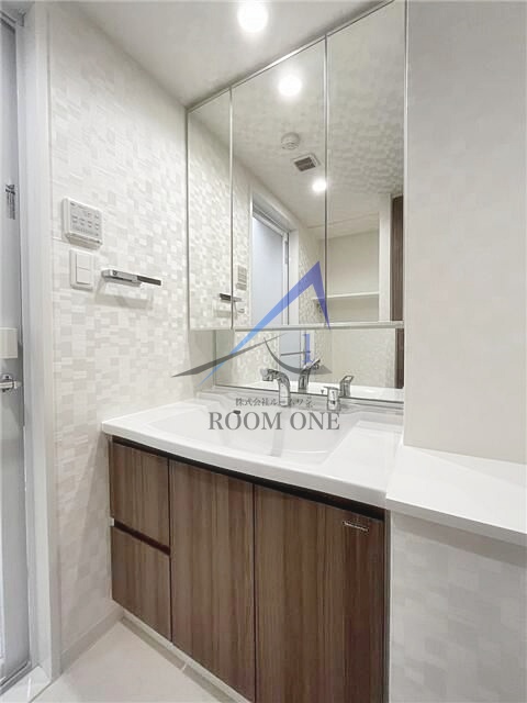 洗面設備　洗面台です。