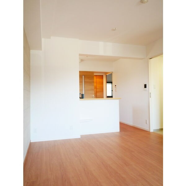 居室・リビング　別号室